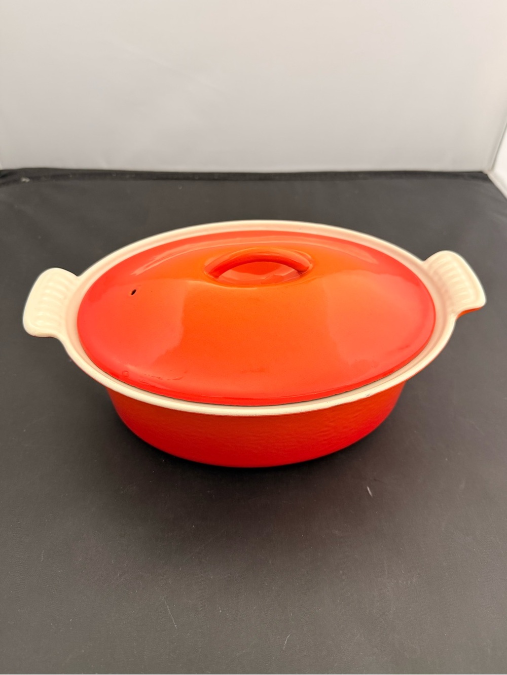 Vintage LE CREUSET 22 Orange Flame Enameled Cast Iron Oval Roaster Dutch Oven